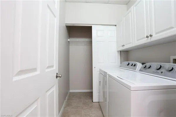 $2,600 | 5145 Cobble Creek Court, Unit G202, Naples, FL 34110