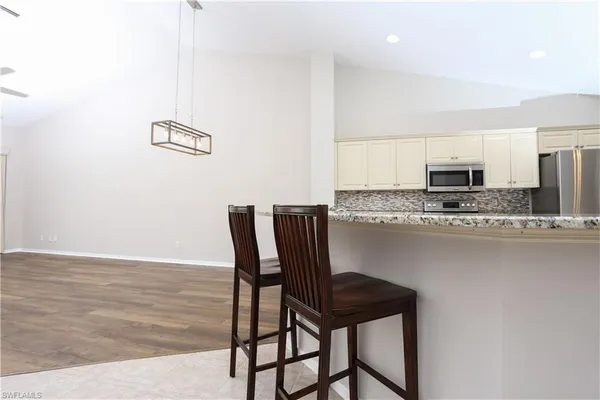 $2,600 | 5145 Cobble Creek Court, Unit G202, Naples, FL 34110