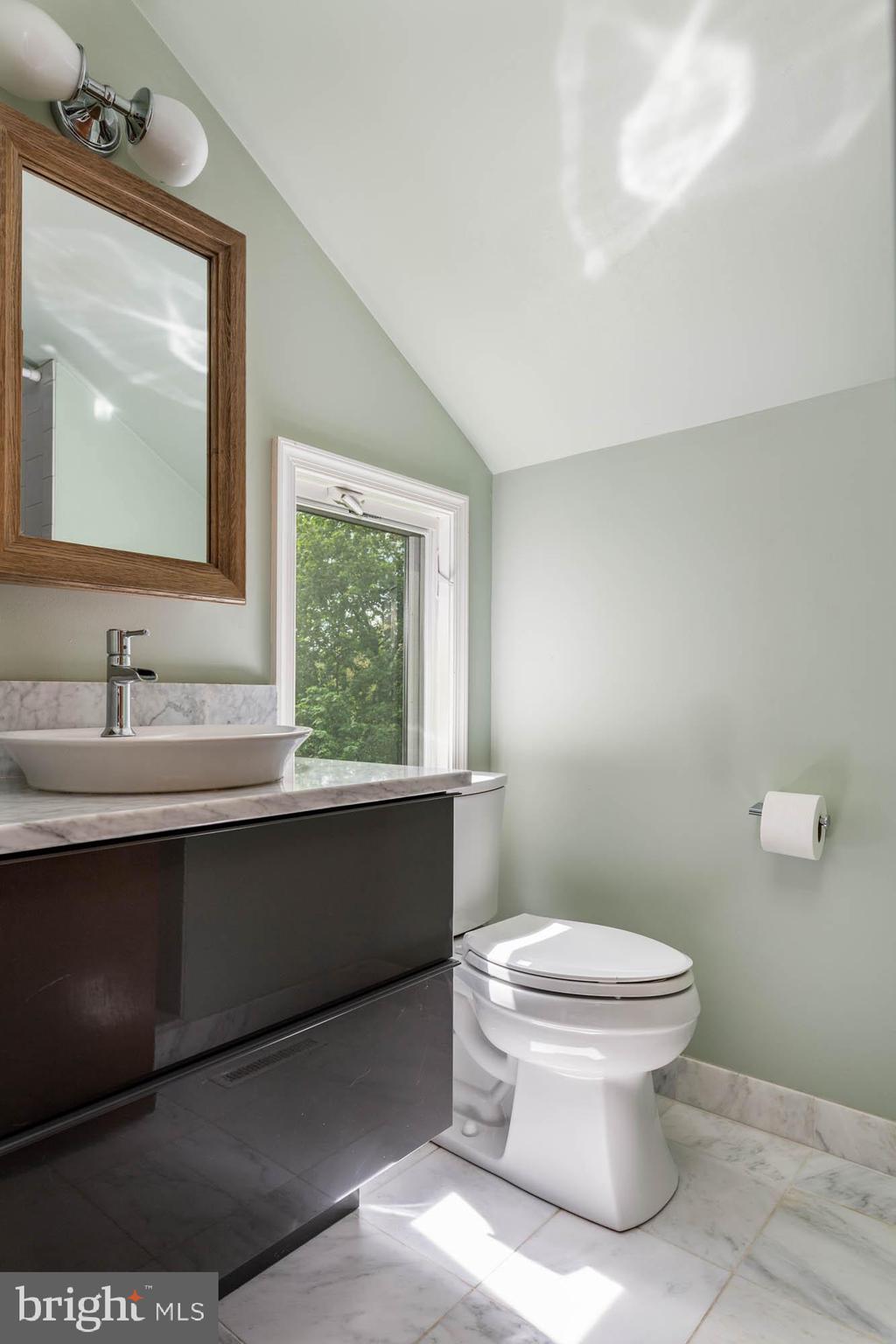 318 West Wayne Avenue Wayne, PA 19087 - Photo 18 of 25 Full Bath 3rd Fl