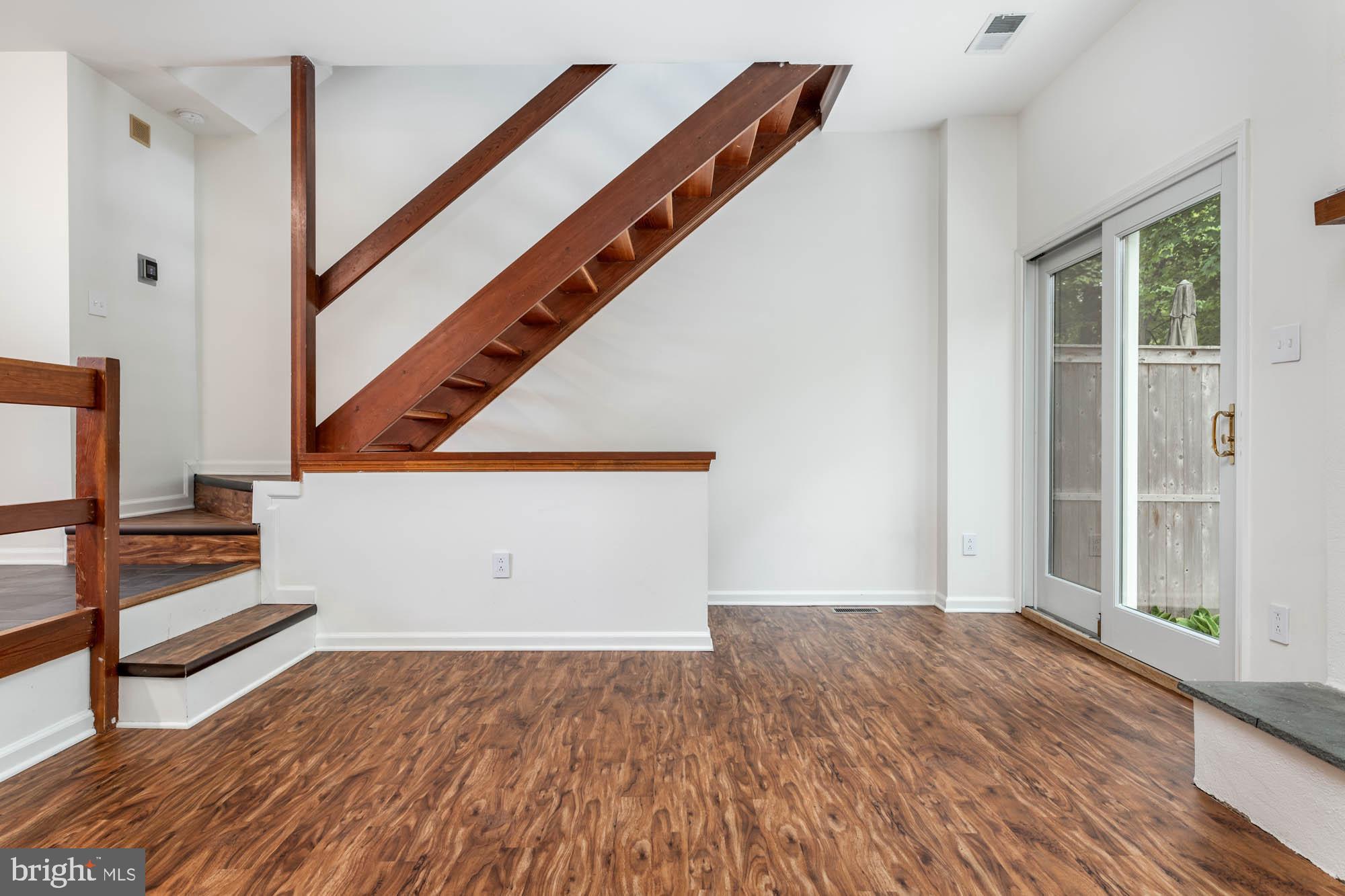 318 West Wayne Avenue Wayne, PA 19087 - Photo 9 of 25