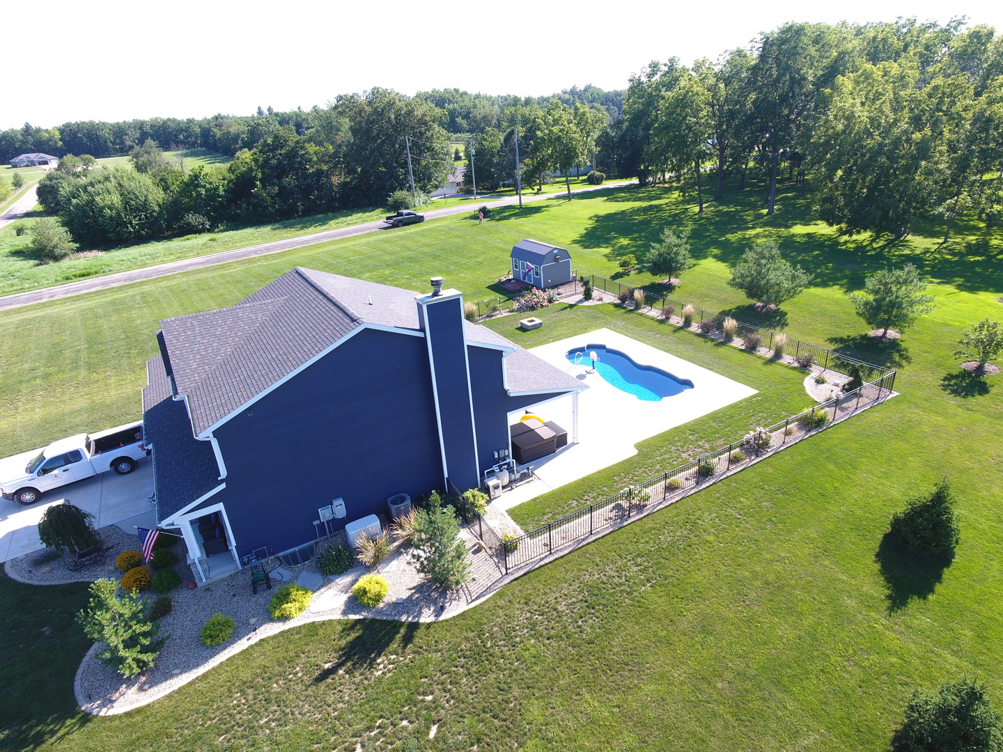 13 Wolf Run Road El Paso, IL 61738 - Photo 12 of 57 an aerial view of a golf course with chairs