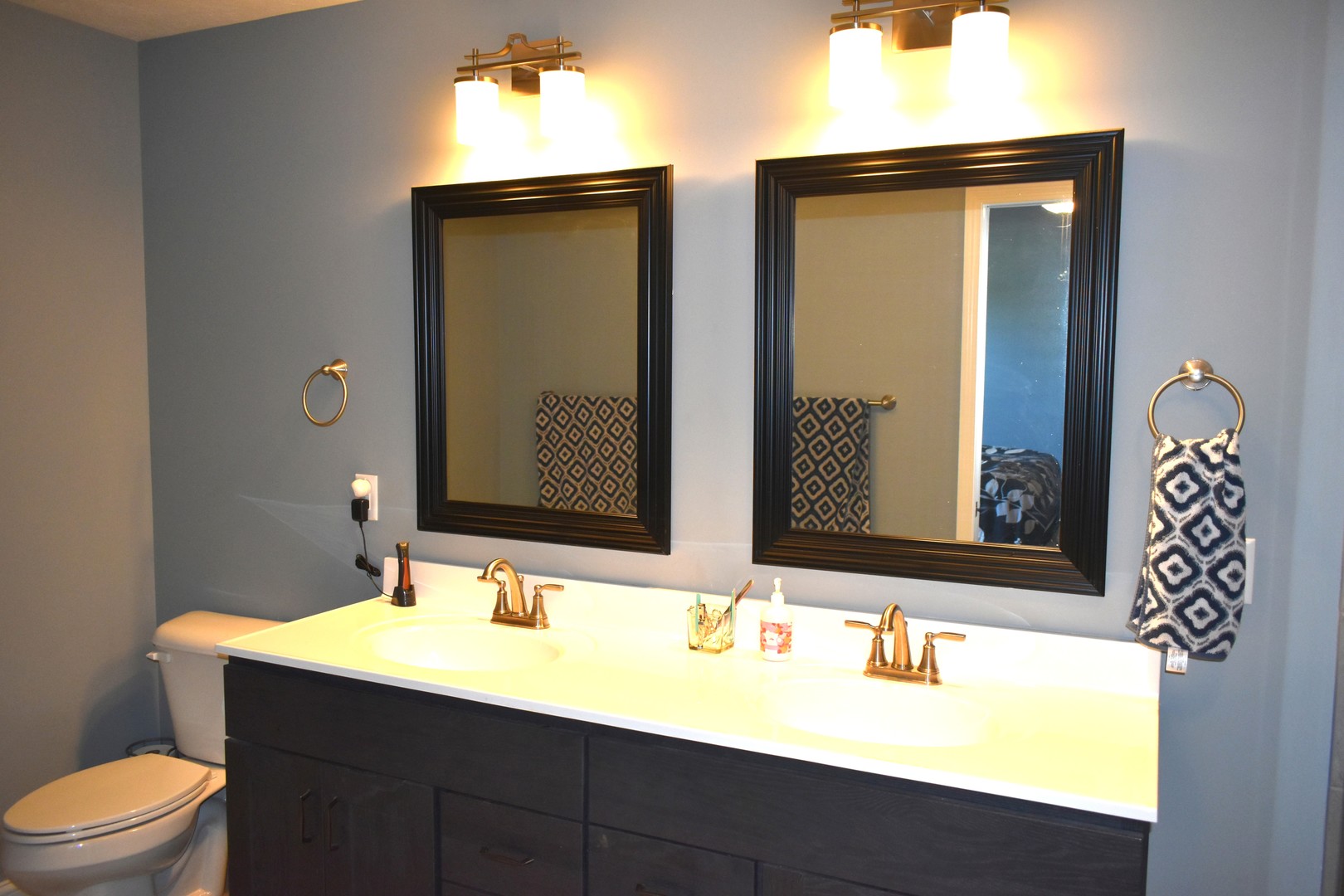 13 Wolf Run Road El Paso, IL 61738 - Photo 36 of 57 a bathroom with a sink and a mirror