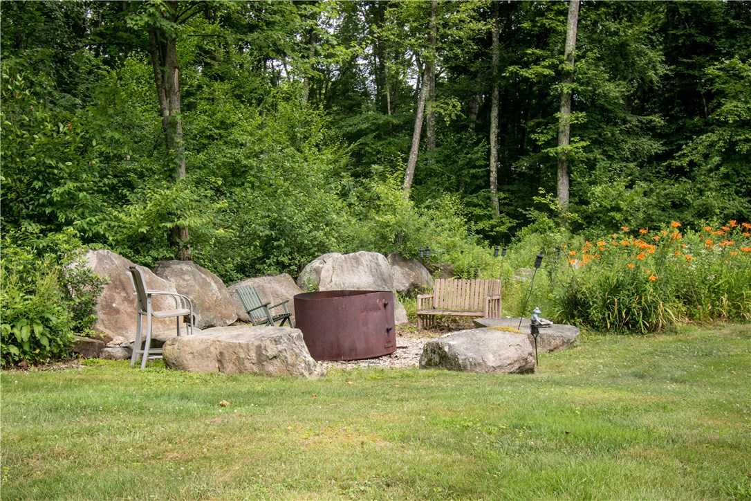 333 Steere Farm Road Burrillville, RI 02830 - Photo 4 of 30 Gallery Image 4