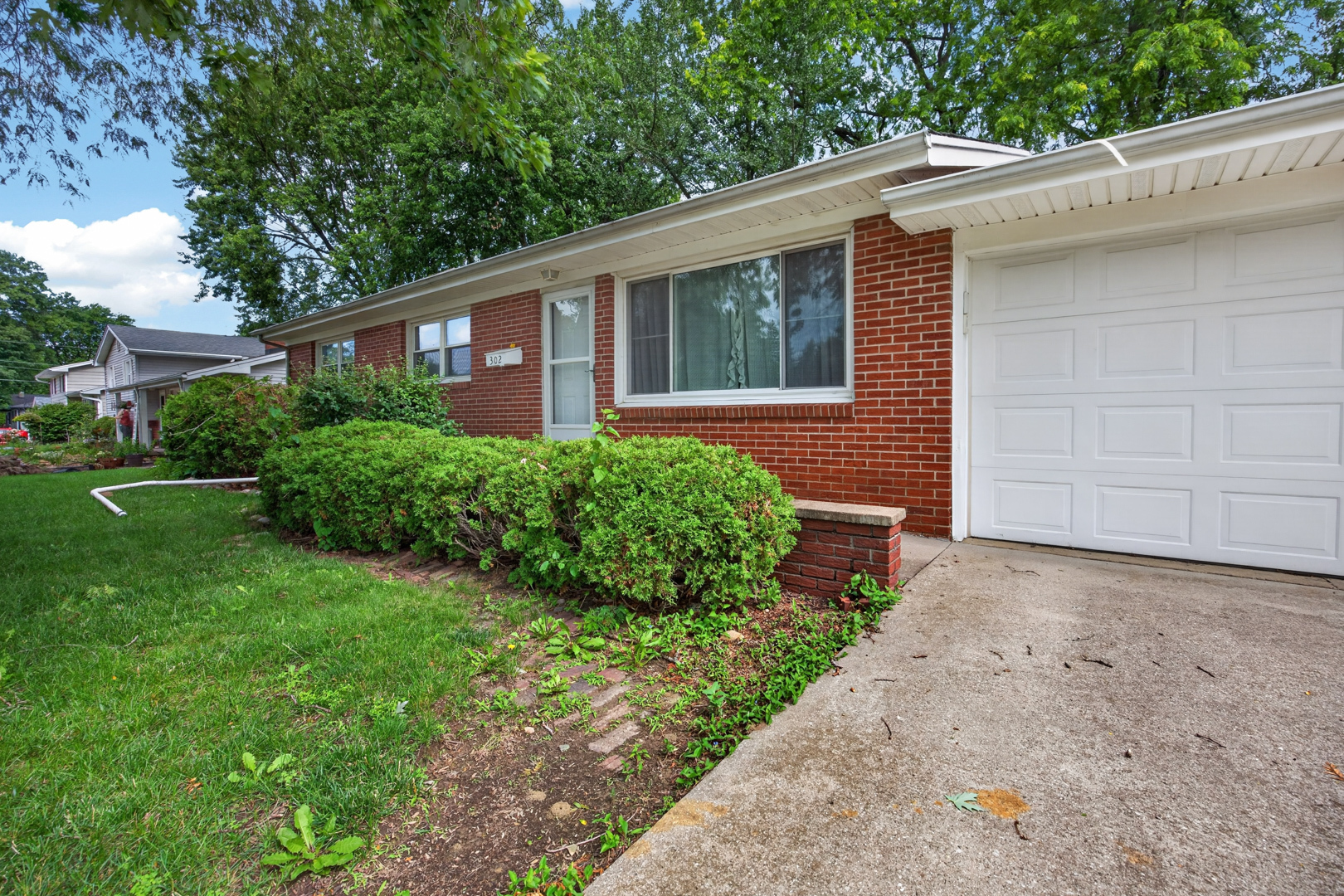 302 Belview Avenue Normal, IL 61761 - Photo 2 of 44