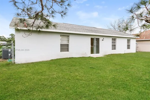 $1,895 | 1274 Southwest Byron Street, Port St. Lucie, FL 34983