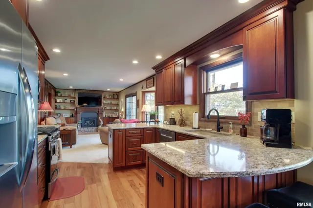 $364,900 | 3111 Cabot Road, Quincy, IL 62301