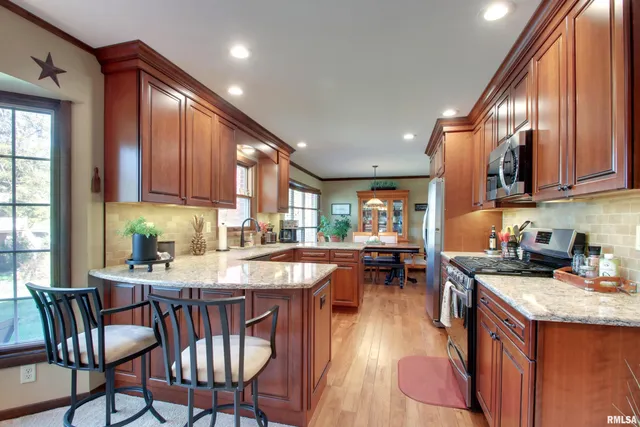 $364,900 | 3111 Cabot Road, Quincy, IL 62301