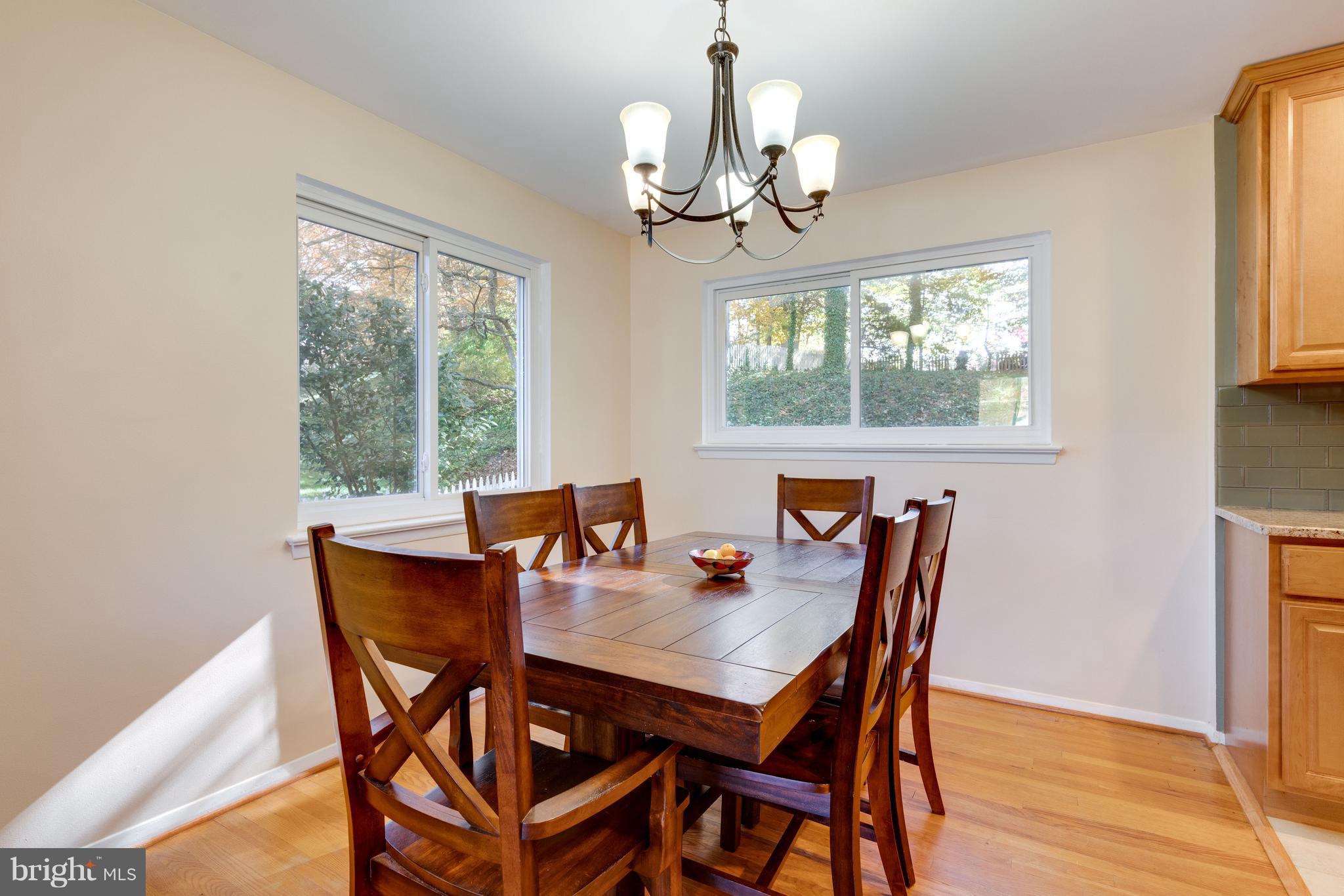 7416 Gary Street Springfield, VA 22150 - Photo 8 of 26 Large Picture Windows & Sunny!