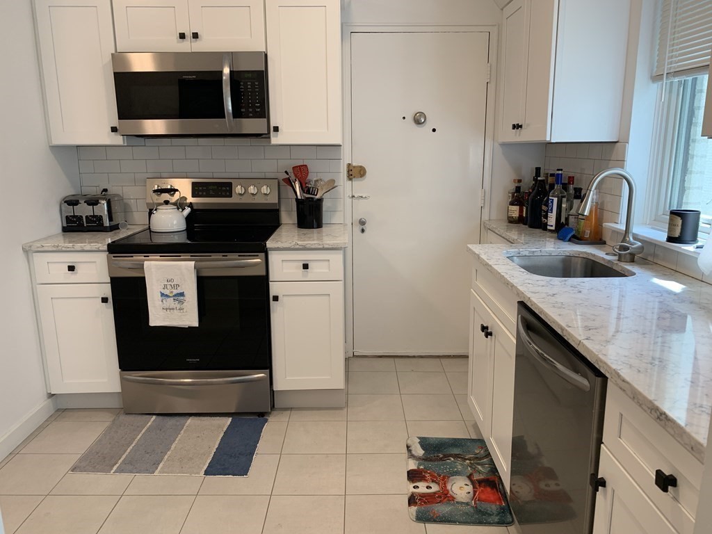 94 Griggs Road, Unit 11 Brookline, MA 02446 - Photo 3 of 12