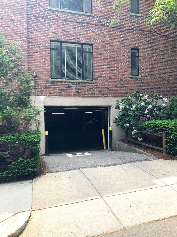 94 Griggs Road, Unit 11 Brookline, MA 02446 - Photo 10 of 12