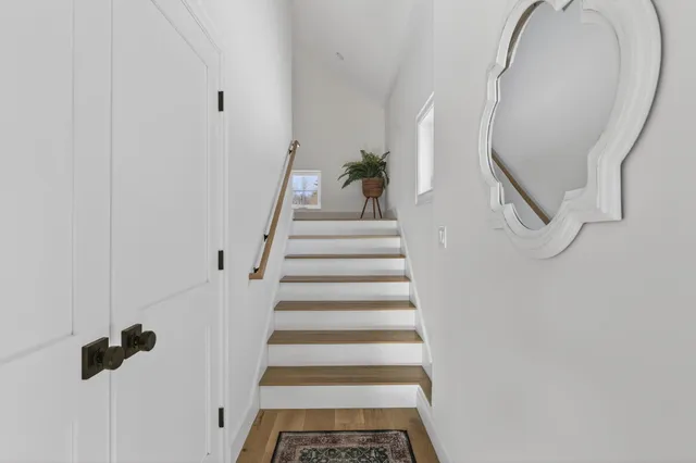 $1,650,000 | 10 Stockholm Drive, Cumberland, ME 04021