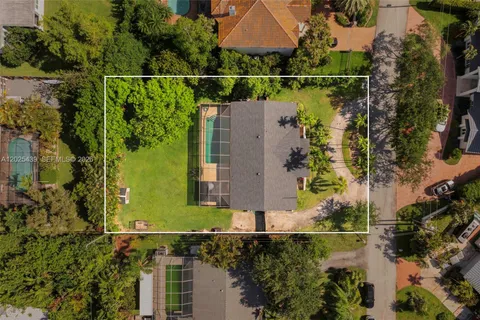 $1,490,000 | 14700 Sailfish Drive, Coral Gables, FL 33158