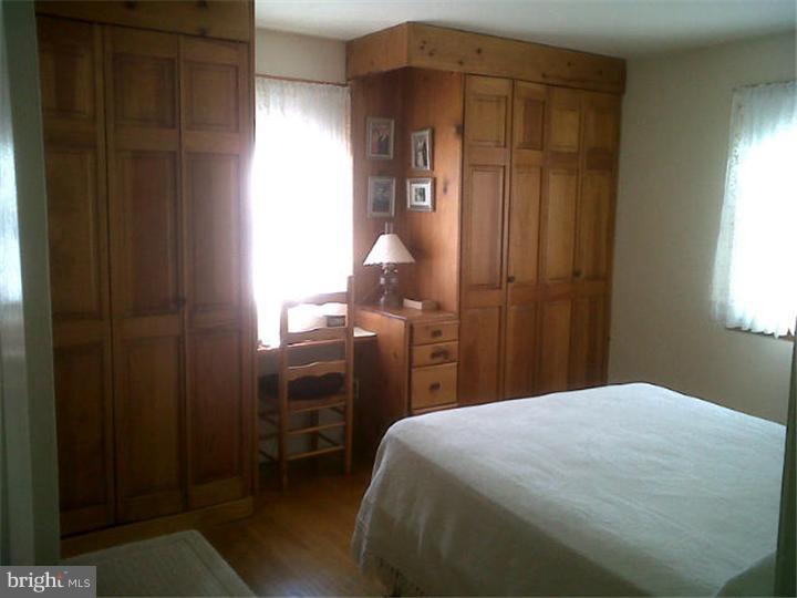 22 Barbara Road Hatboro, PA 19040 - Photo 4 of 9