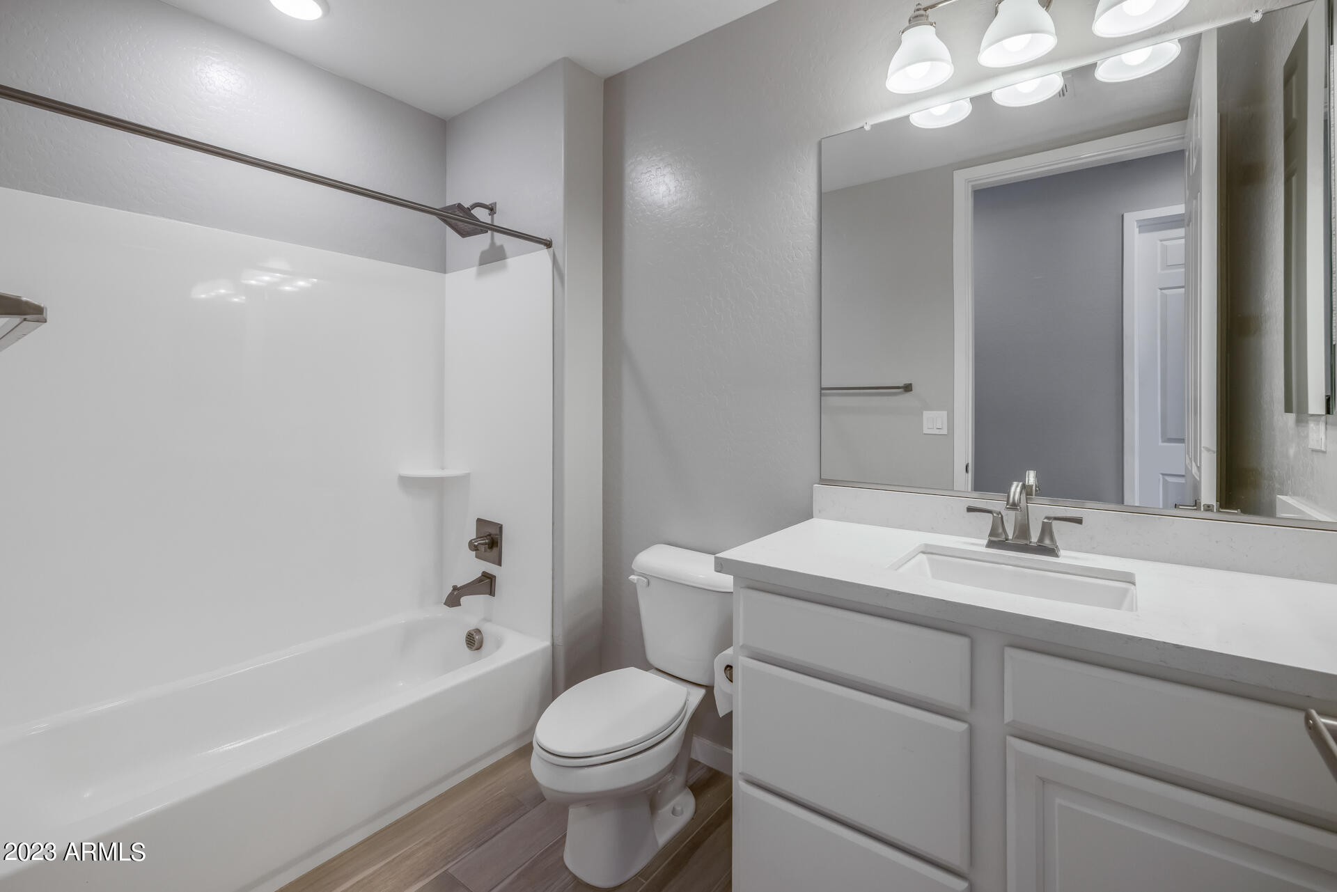 250 West Queen Creek Road, Unit 210 Chandler, AZ 85248 - Photo 20 of 39 20)BATH 3