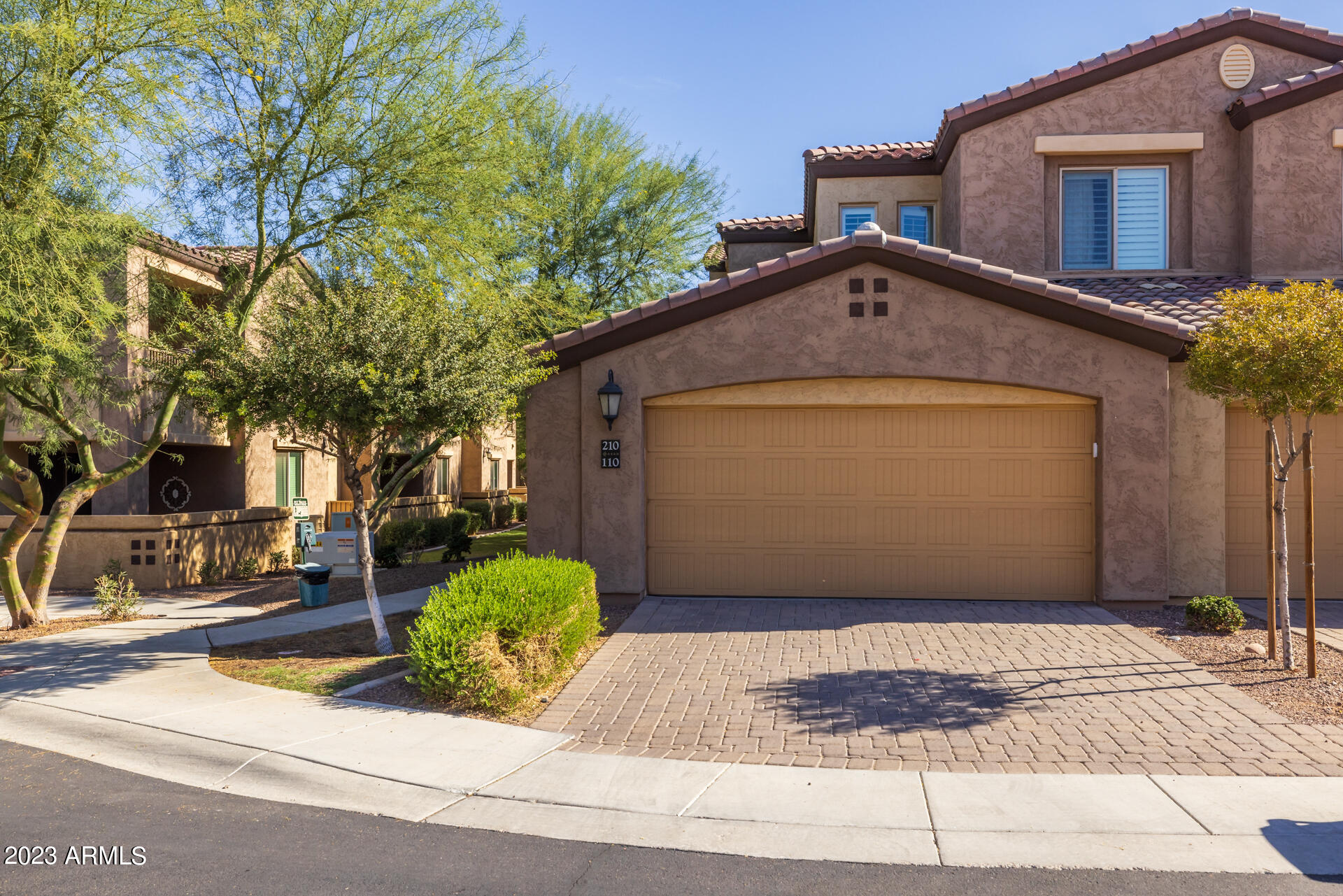 250 West Queen Creek Road, Unit 210 Chandler, AZ 85248 - Photo 30 of 39 30)BACK OF HOME