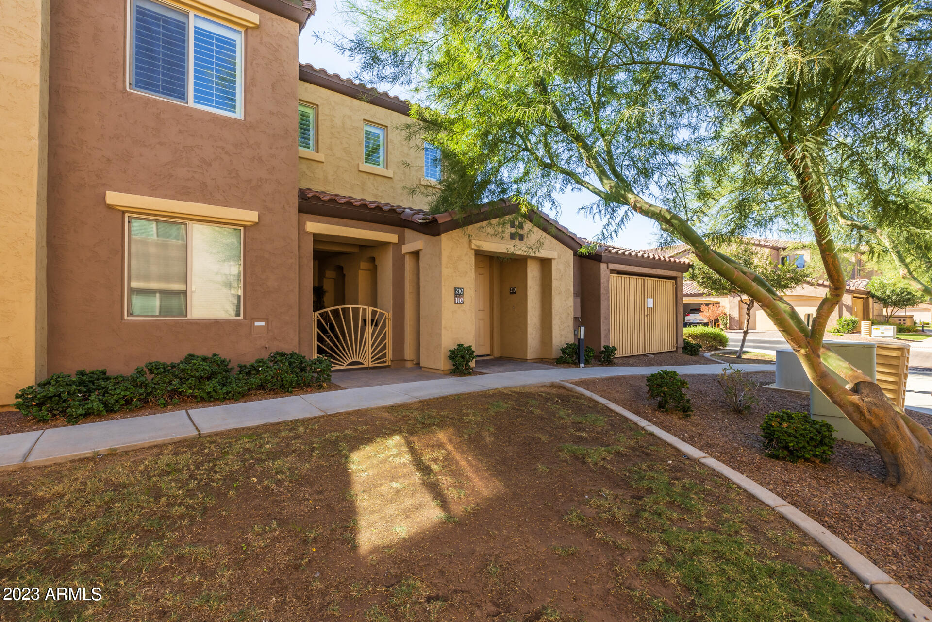 250 West Queen Creek Road, Unit 210 Chandler, AZ 85248 - Photo 39 of 39 31)WELCOME HOME