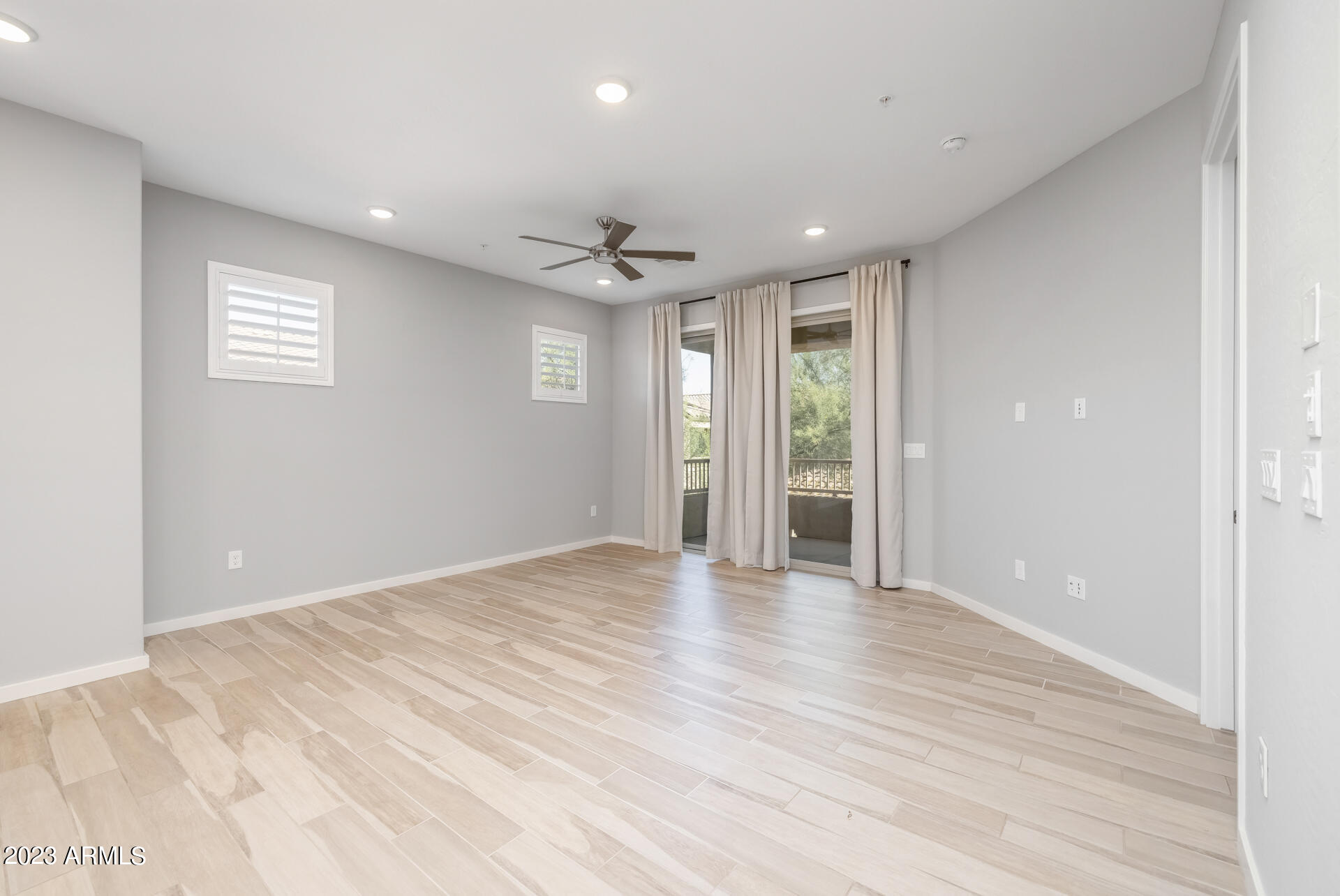 250 West Queen Creek Road, Unit 210 Chandler, AZ 85248 - Photo 4 of 39 3)GREAT ROOM