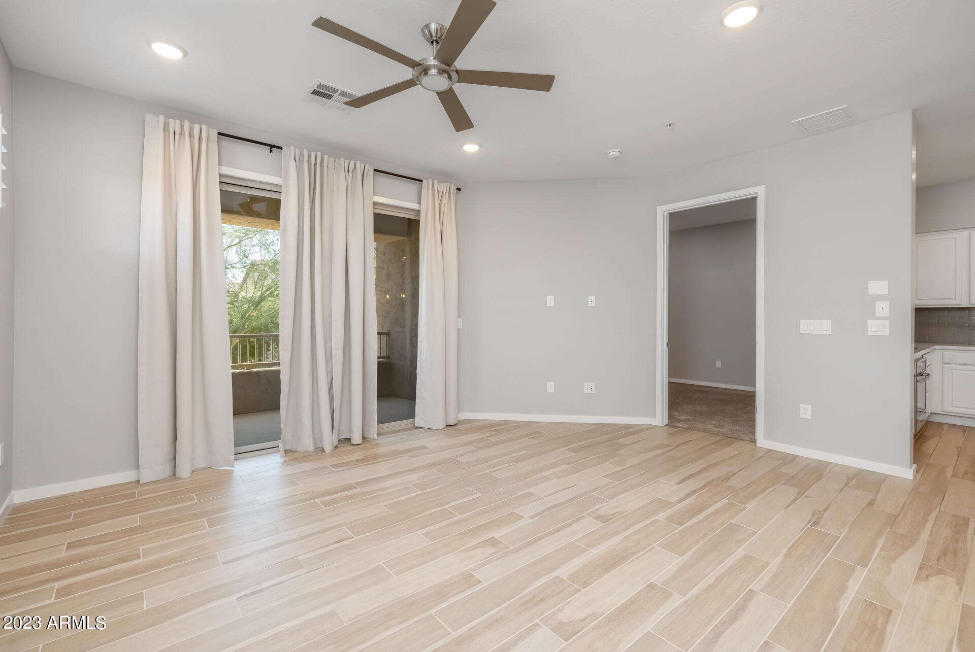 250 West Queen Creek Road, Unit 210 Chandler, AZ 85248 - Photo 6 of 39 5)GREAT ROOM