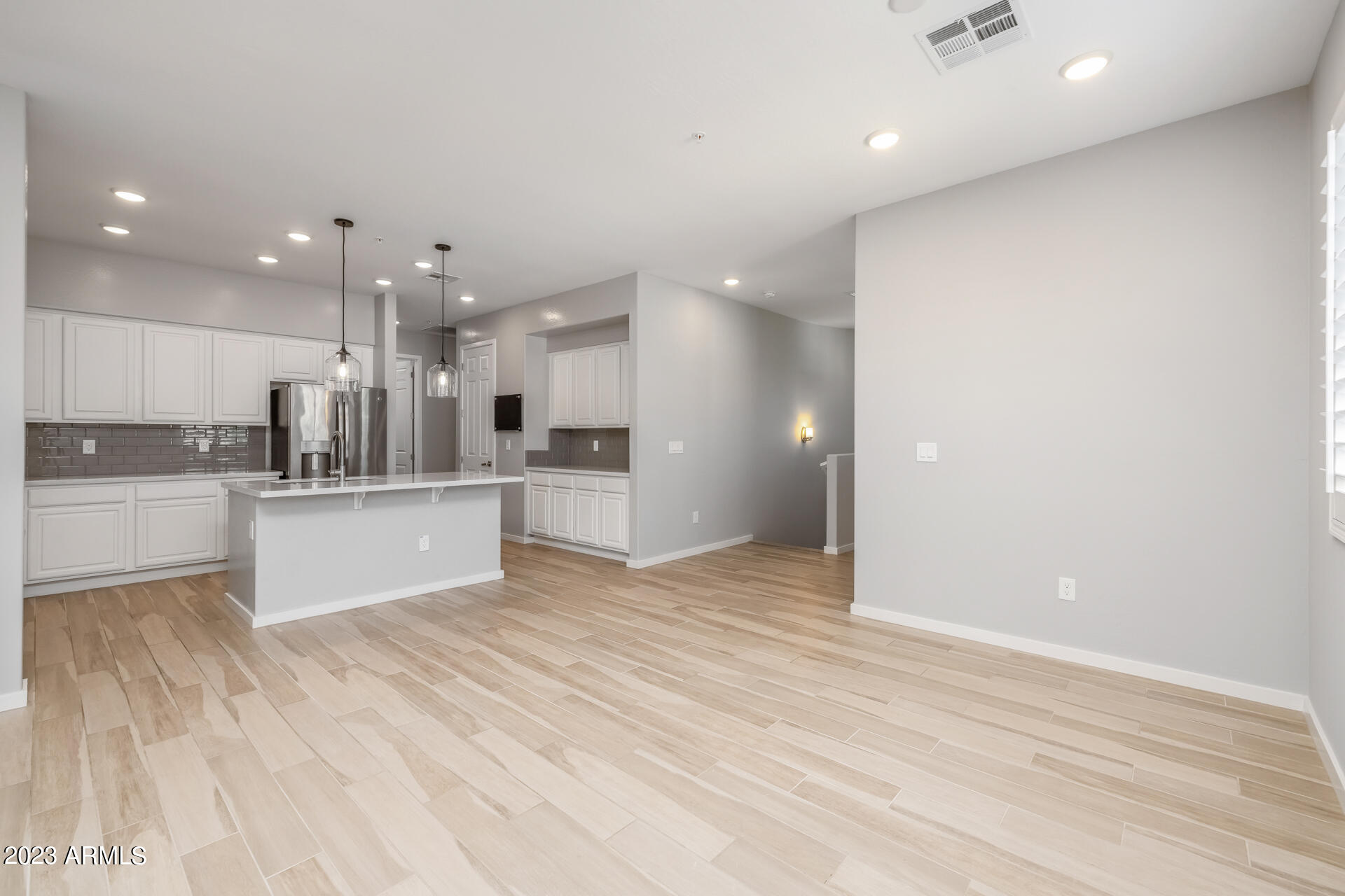 250 West Queen Creek Road, Unit 210 Chandler, AZ 85248 - Photo 7 of 39 6)KITCHEN