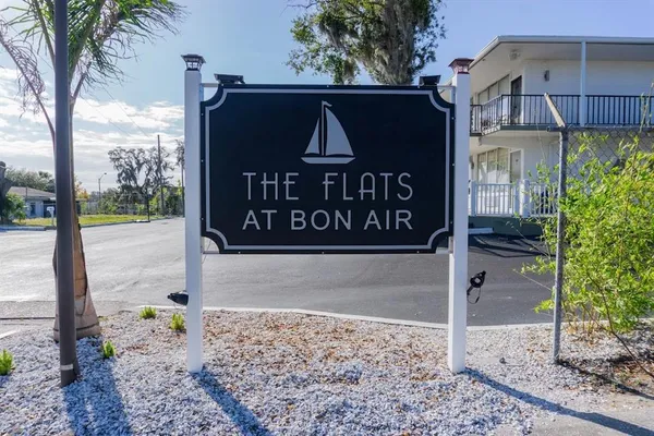 $895 | 515 Bon Air Street, Unit 240, Lakeland, FL 33805