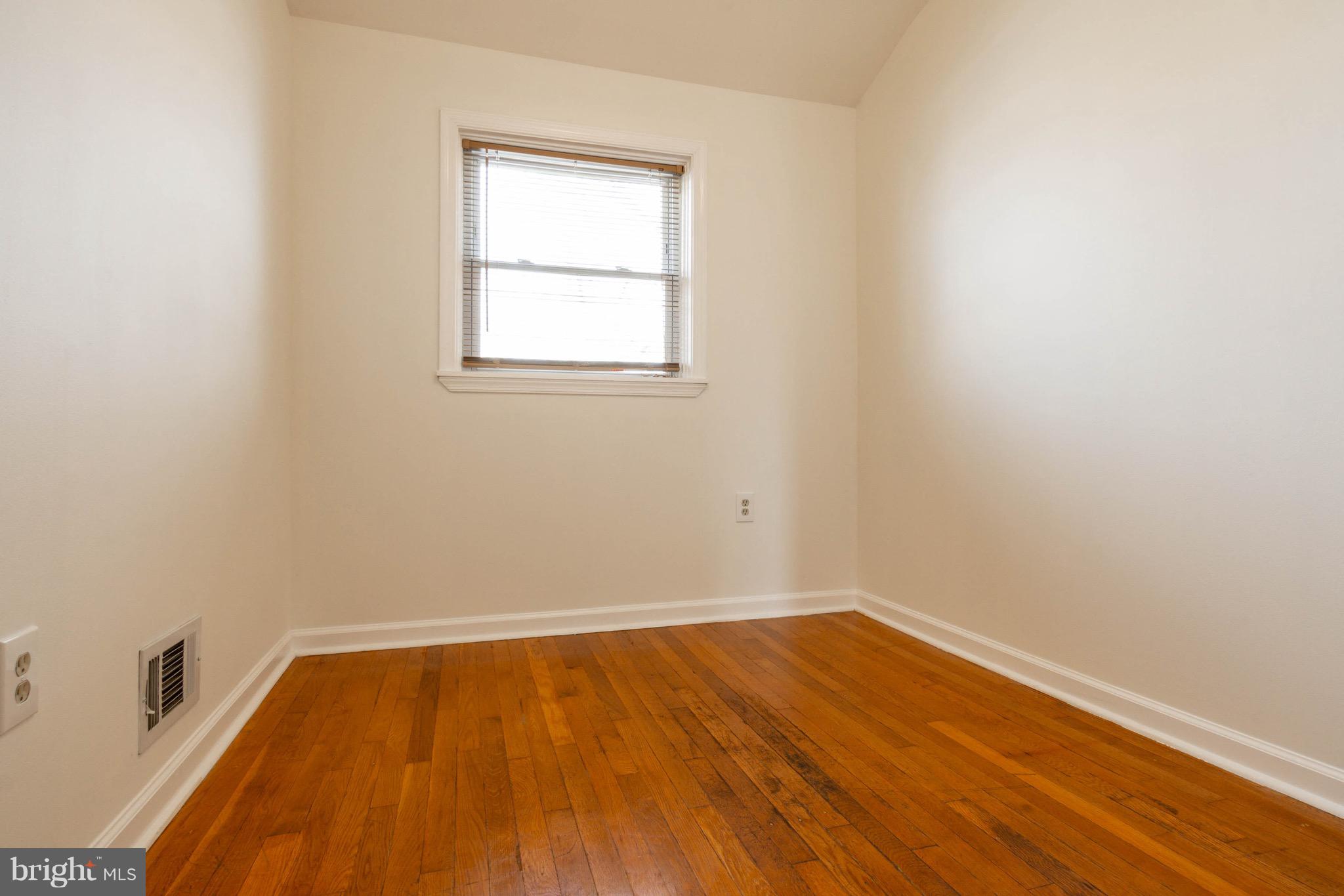 9727 Matzon Road Baltimore, MD 21220 - Photo 18 of 31
