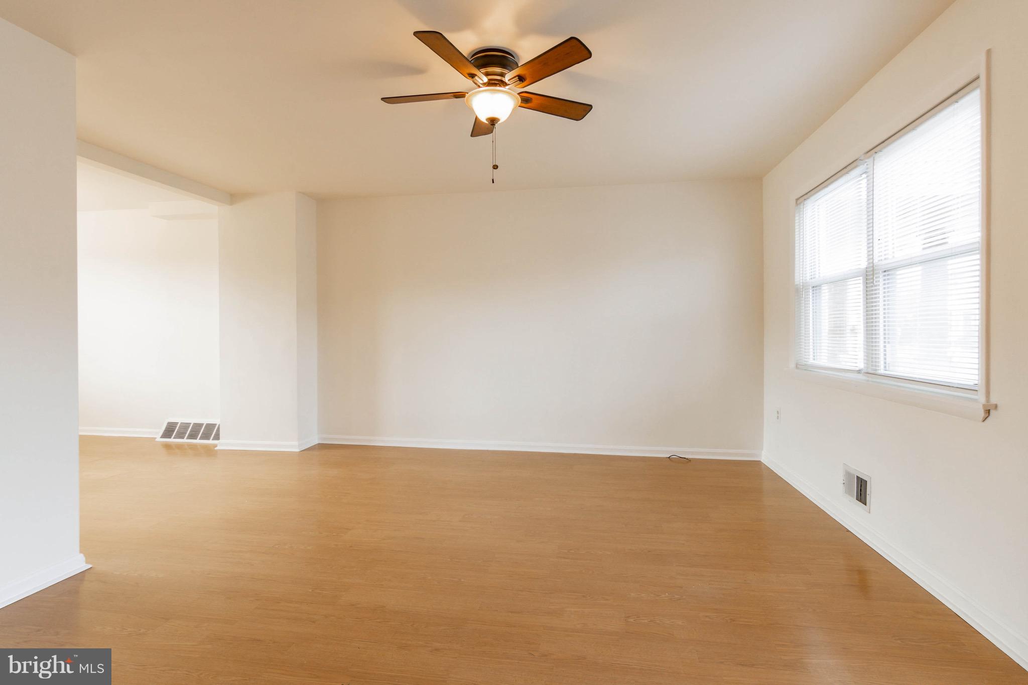 9727 Matzon Road Baltimore, MD 21220 - Photo 3 of 31