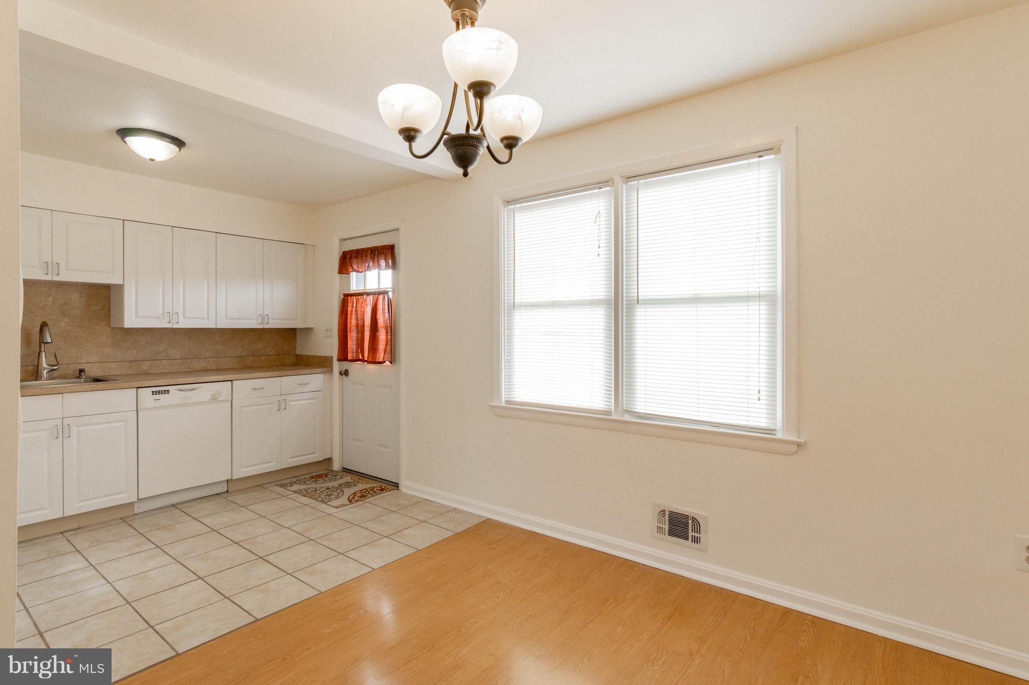 9727 Matzon Road Baltimore, MD 21220 - Photo 8 of 31