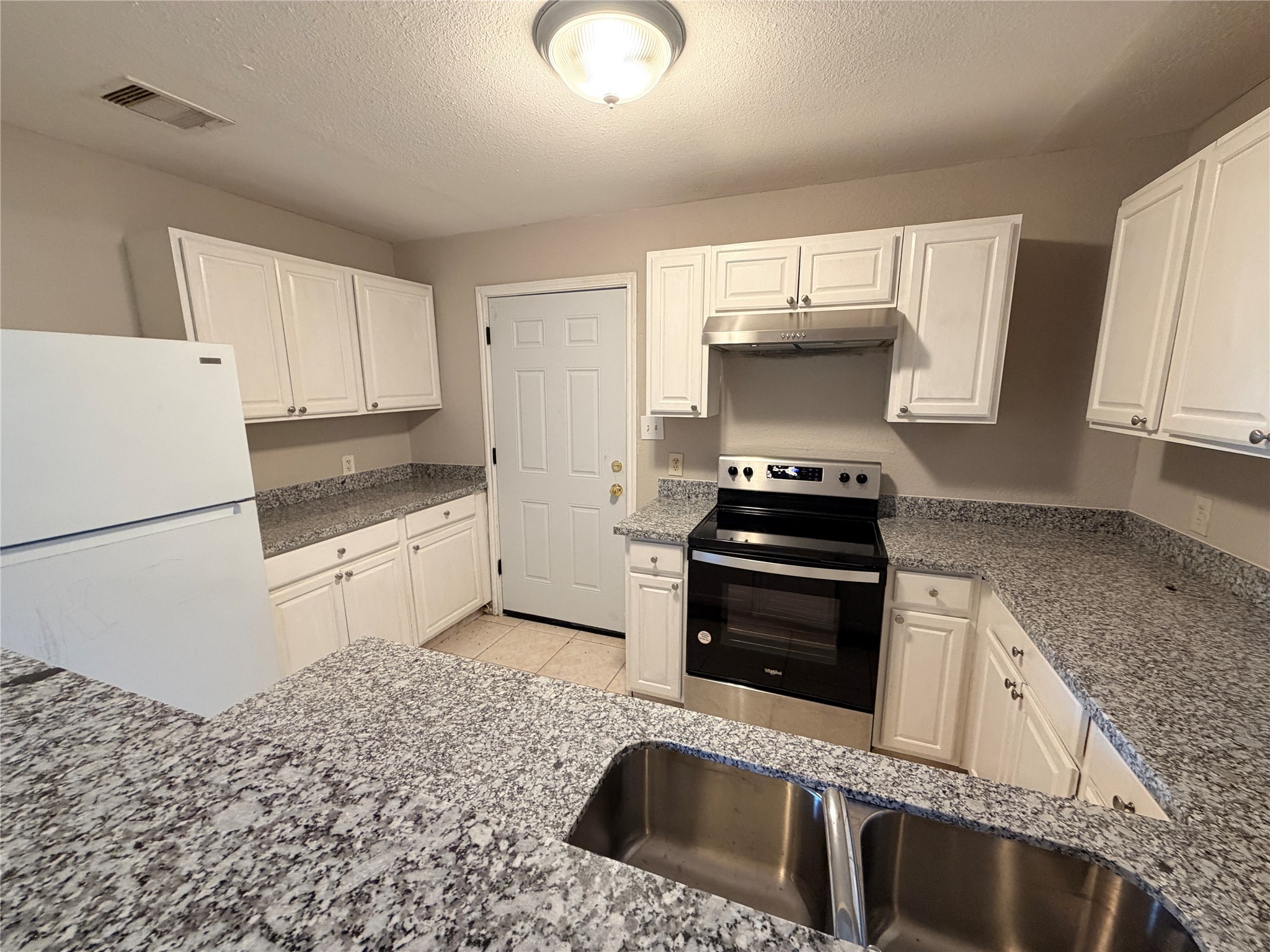 5408 Groveton Street, Unit B Houston, TX 77033 - Photo 8 of 15