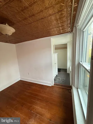 $2,650 | 123 Brunswick Avenue, Lambertville, NJ 08530