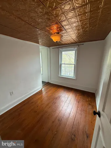 $2,650 | 123 Brunswick Avenue, Lambertville, NJ 08530