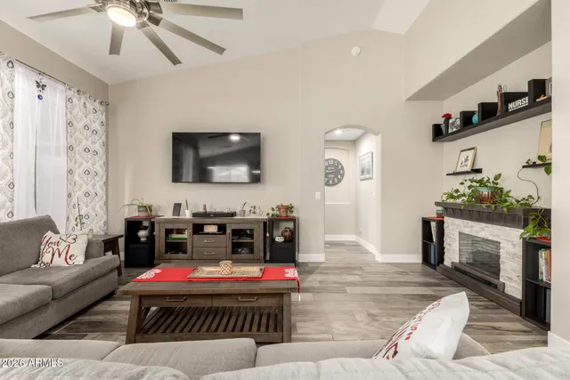 $650,000 | 2096 South Quartz Street, Gilbert, AZ 85295