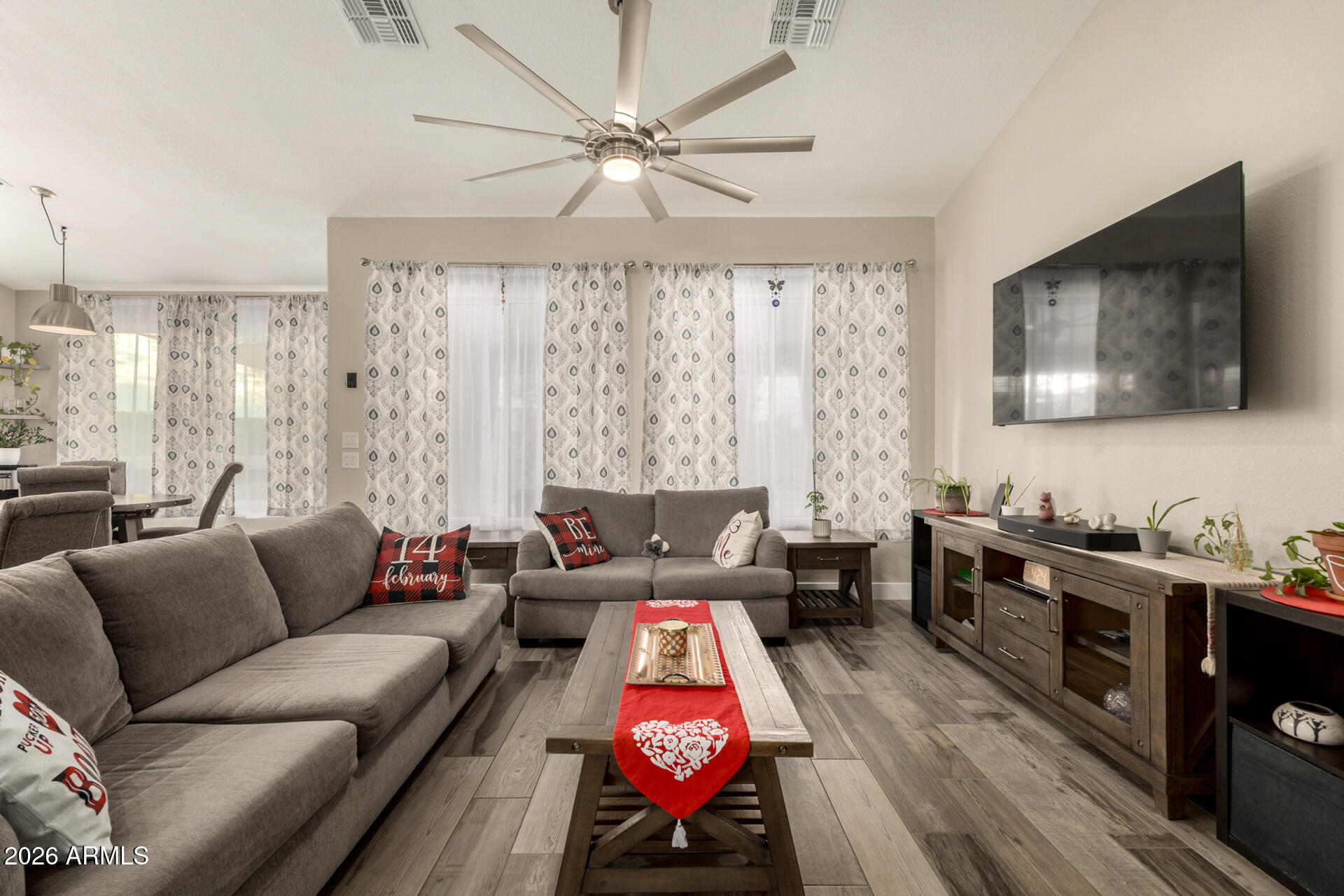 2096 South Quartz Street Gilbert, AZ 85295 - Photo 19 of 67 22 Quartz