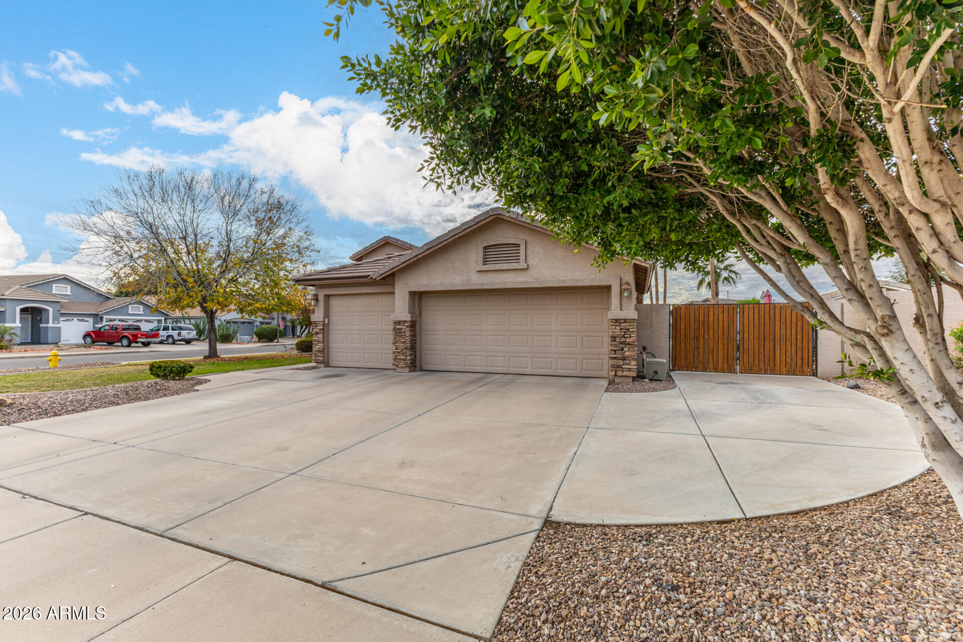 2096 South Quartz Street Gilbert, AZ 85295 - Photo 10 of 67 14 Quartz