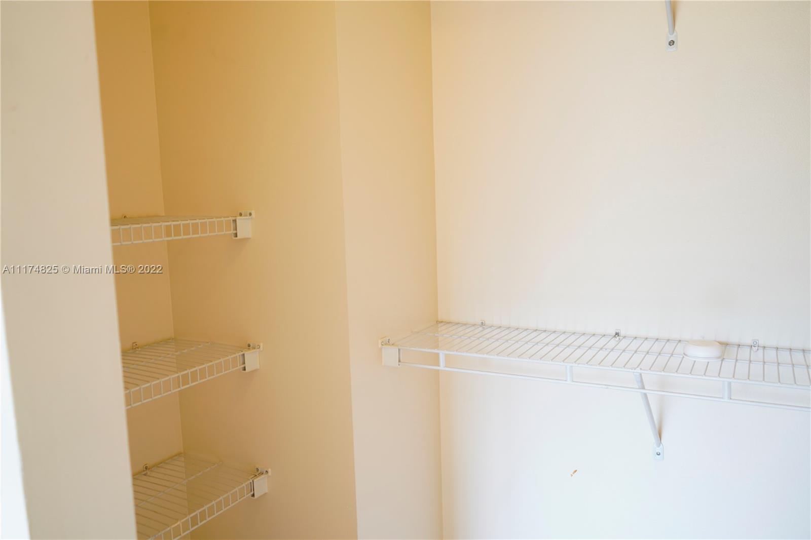 4402 Southwest 160th Avenue, Unit 925 Miramar, FL 33027 - Photo 15 of 34 a close view of a bathroom shower