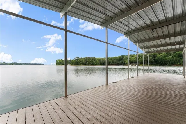 $1,300,000 | 151 South Pointe Drive, Hartwell, GA 30643