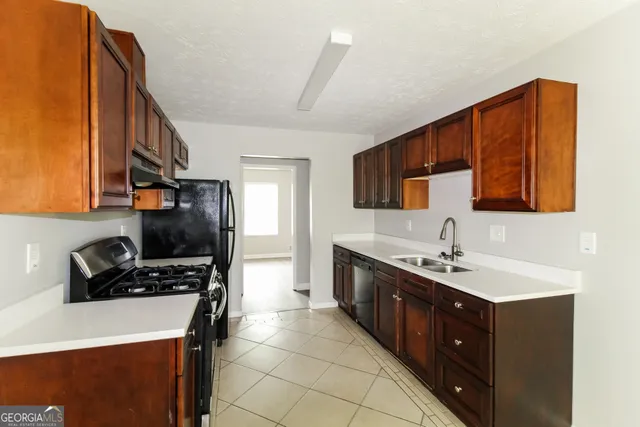 $1,825 | 858 Martin Road, Stone Mountain, GA 30088