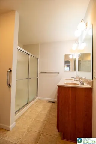a bathroom with a toilet