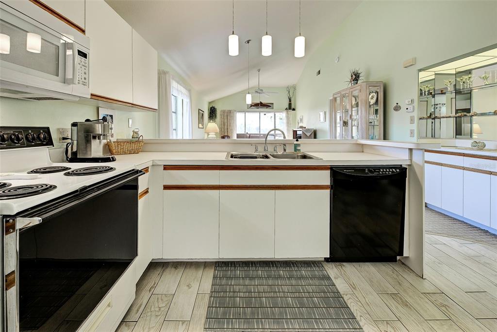 6800 Placida Road, Unit 2017 Englewood, FL 34224 - Photo 14 of 57