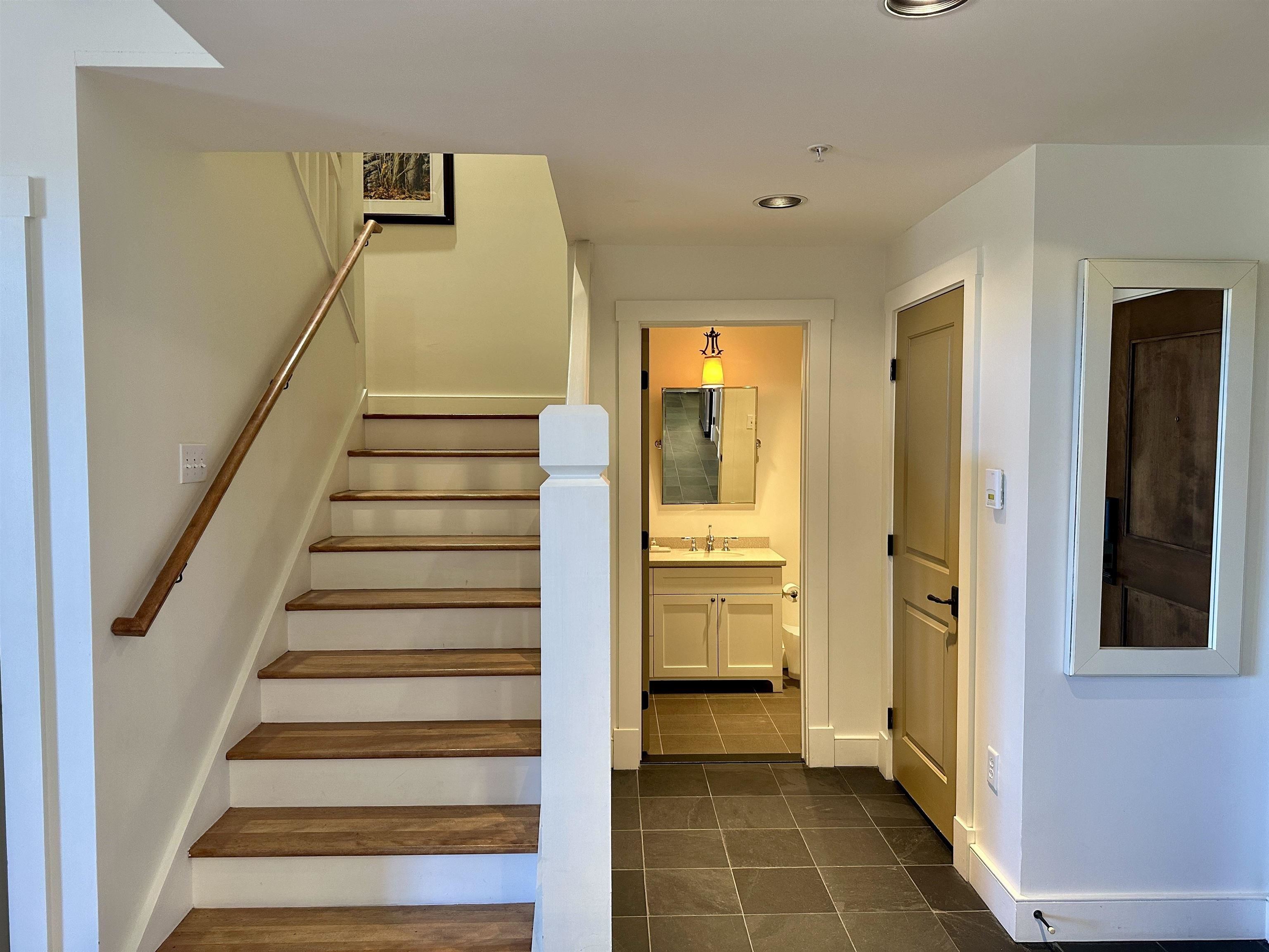 102 Forest Drive, Unit 322 (PLUS LOCKOUT 422)/ IV CLAY BROOK AT SUGARBUSH Warren, VT 05674 - Photo 11 of 30