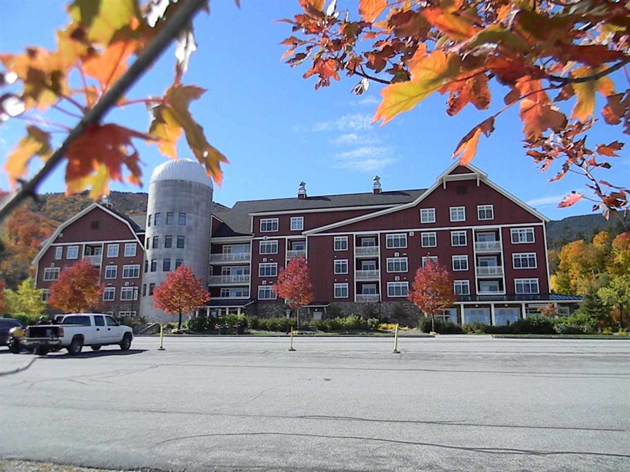 102 Forest Drive, Unit 322 (PLUS LOCKOUT 422)/ IV CLAY BROOK AT SUGARBUSH Warren, VT 05674 - Photo 20 of 30