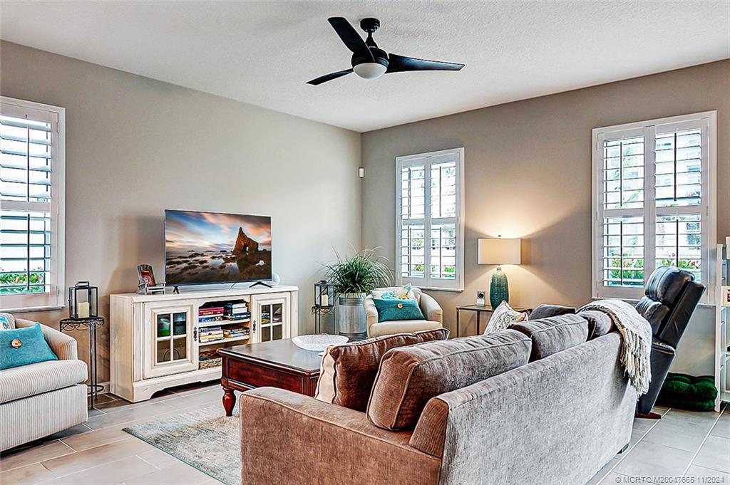 351 Southeast Angler Drive Stuart, FL 34994 - Photo 8 of 22