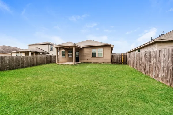 $1,405 | 1664 Road 5102, Cleveland, TX 77327