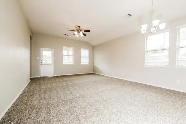 $1,405 | 1664 Road 5102, Cleveland, TX 77327