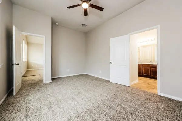 $1,405 | 1664 Road 5102, Cleveland, TX 77327