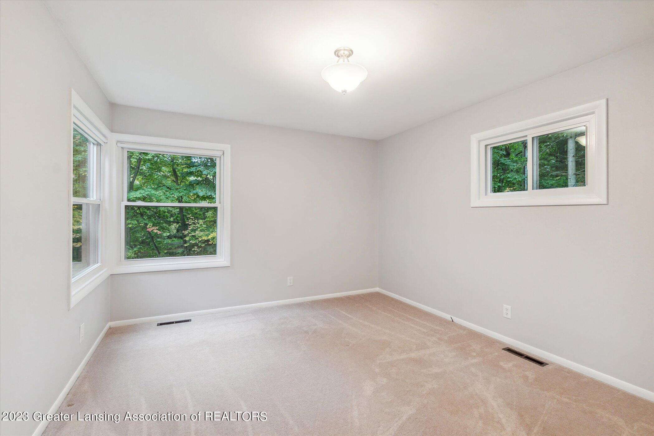 1393 South Michigan Road Eaton Rapids, MI 48827 - Photo 22 of 27 20 BR 3