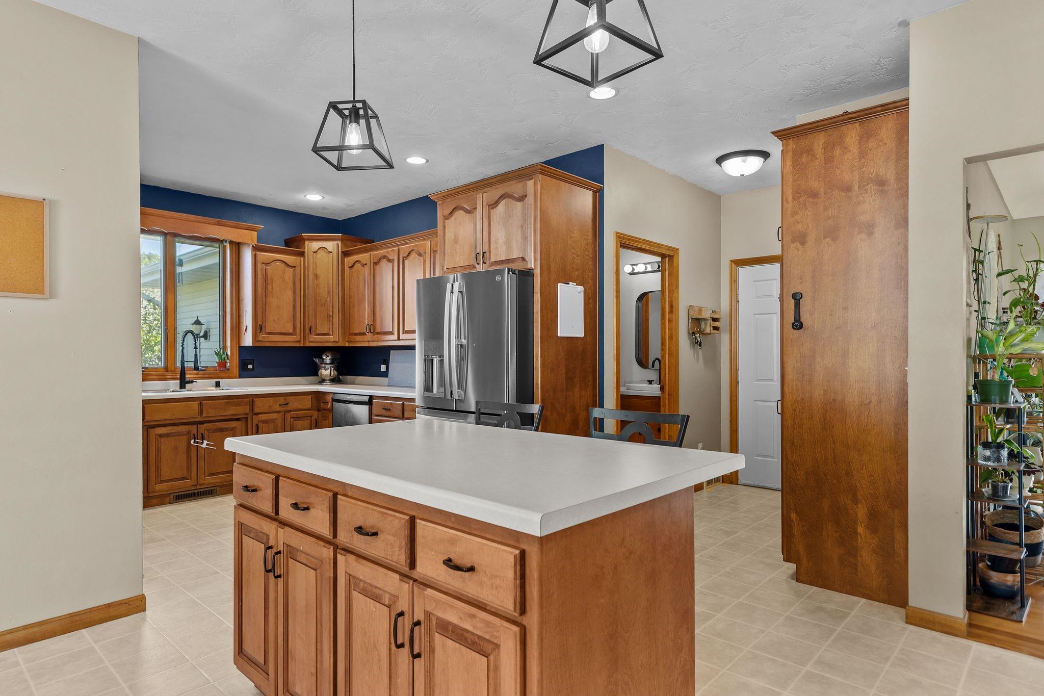 3497 Rosenberry Court Appleton, WI 54913 - Photo 9 of 54