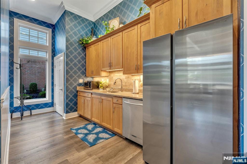 408 Deluca Road Belleville, NJ 07109 - Photo 12 of 28 Gallery Image 12