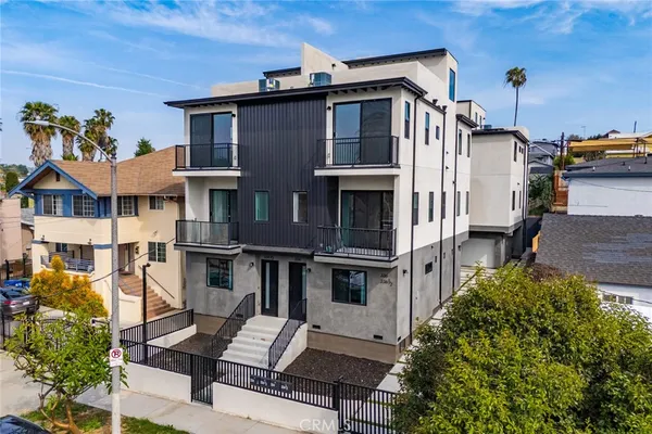 $5,396 | 336 North Reno Street, Unit 1/2, Los Angeles, CA 90026