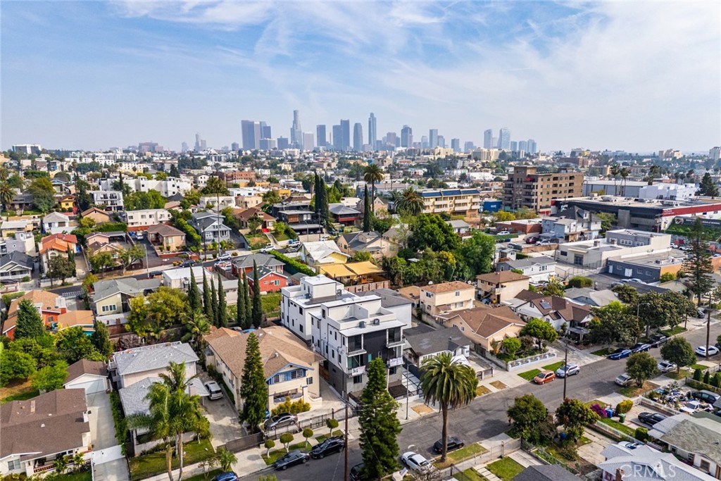 336 North Reno Street, Unit 1/2 Los Angeles, CA 90026 - Photo 2 of 36