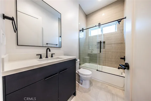 $5,396 | 336 North Reno Street, Unit 1/2, Los Angeles, CA 90026
